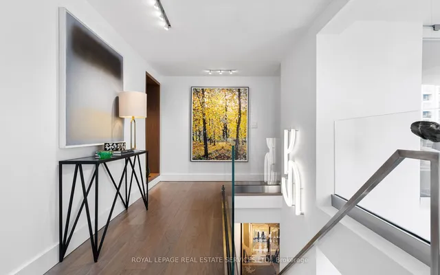 Additional image 26 of 80 Cumberland St Unit PH1903