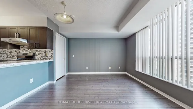 Additional image 6 of 750 Bay St Unit 2501