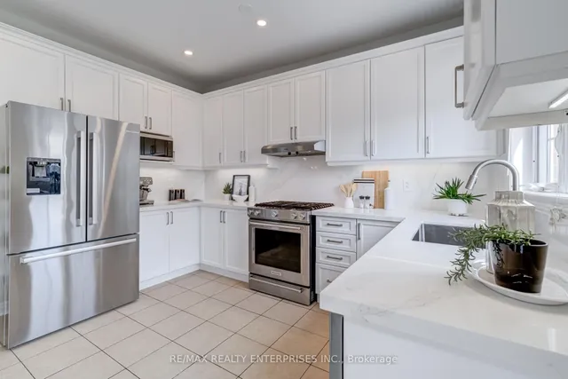 Additional image 15 of 148 Bayhampton Dr