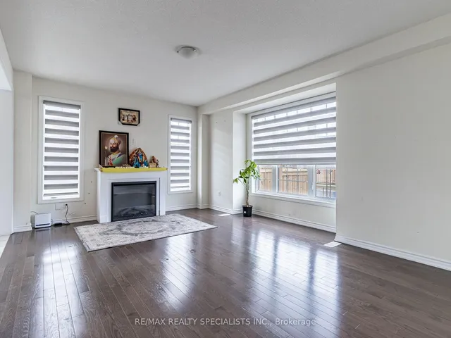 Additional image 11 of 37 Peak Dr