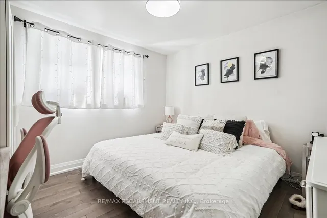 Additional image 19 of 2285 Sunnydale Dr