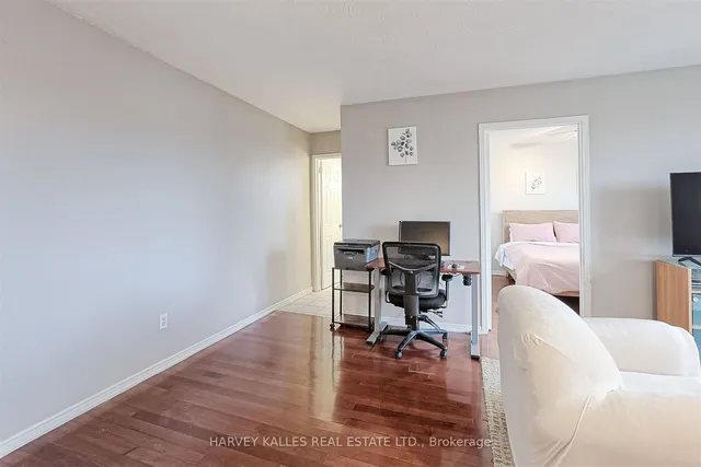 Additional image 16 of 2373 King St Unit 45