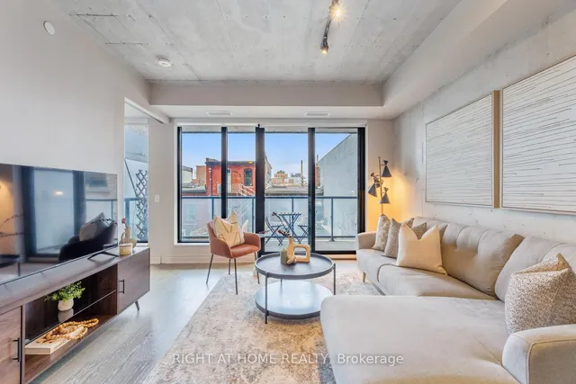 Additional image 7 of 608 Richmond St Unit 320