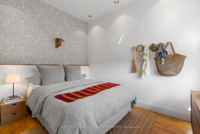 Additional image 23 of 21 Hector Ave