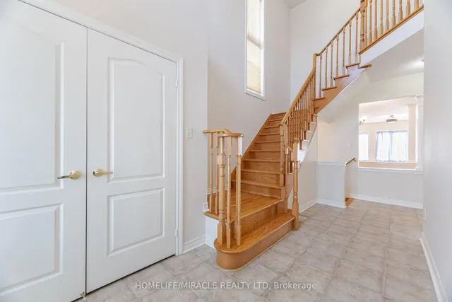 Additional image 27 of 18 Templeton Crt