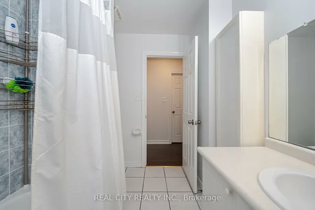 Additional image 30 of 11 Vennio Lane