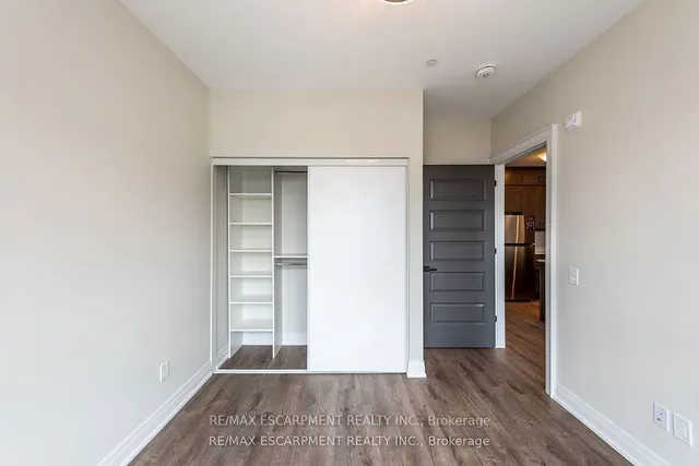 Additional image 20 of 50 Kaitting Tr Unit 303