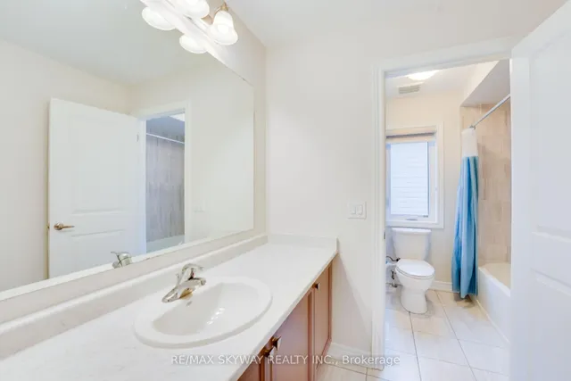 Additional image 43 of 516 Beckview Cres