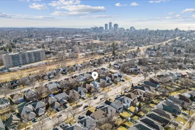 Additional image 29 of 789 Hawkins Cres