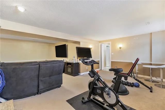 Additional image 24 of 231 Freelton Rd