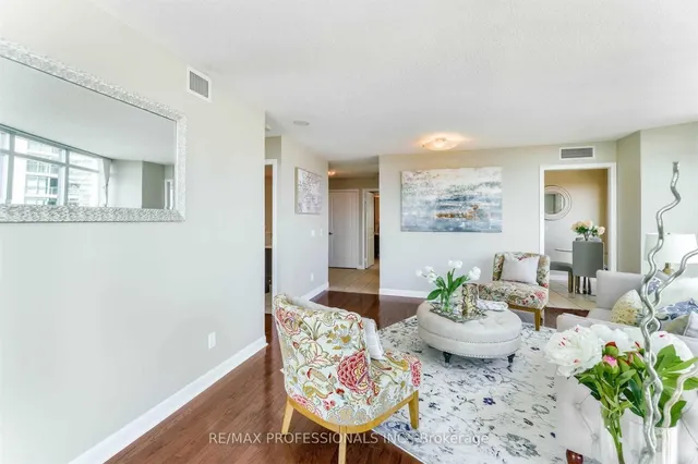 Additional image 7 of 225 Sherway Gardens Rd Unit 2007