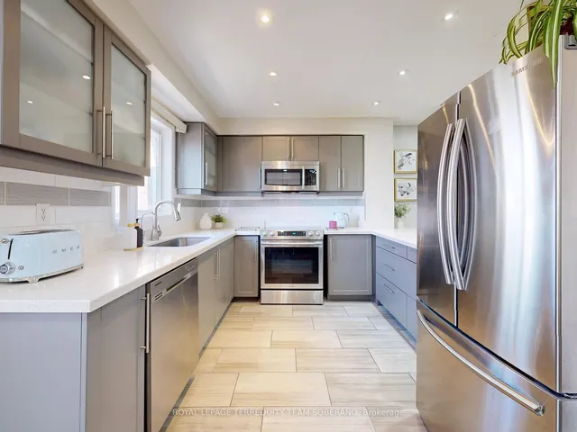 Additional image 20 of 4 Dunlop Crt