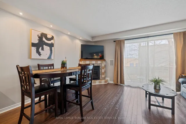 Additional image 10 of 2015 Cleaver Ave Unit 22