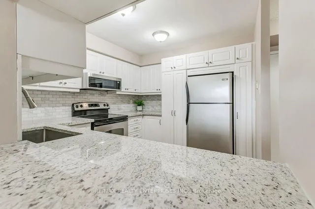 Additional image 6 of 3845 Lake Shore Blvd Unit 607