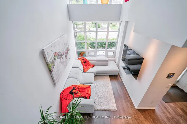 Additional image 11 of 85 East Liberty St Unit TH77B