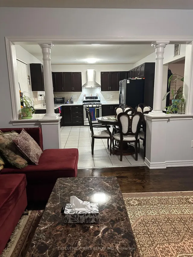 Additional image 4 of 66 Lexington Rd