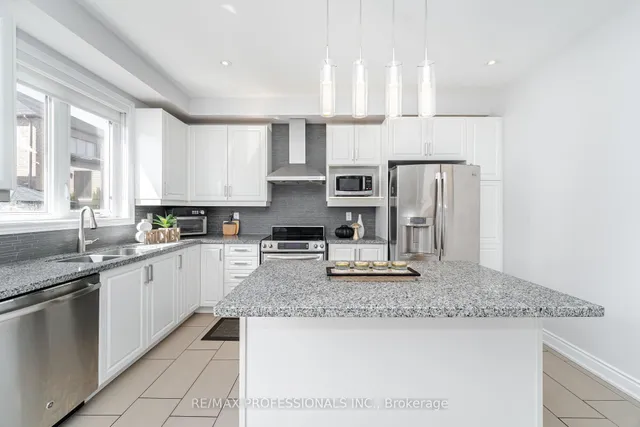 Additional image 21 of 35 Lampman Cres