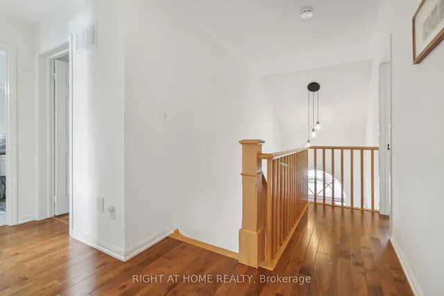 Additional image 12 of 943 McDuffe Cres