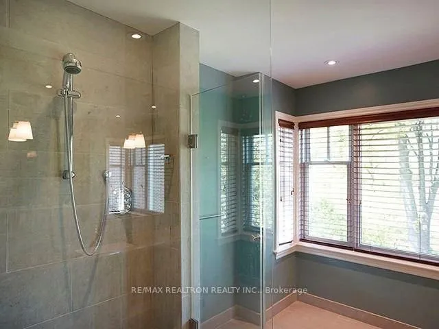 Additional image 19 of 252 Ellis Ave