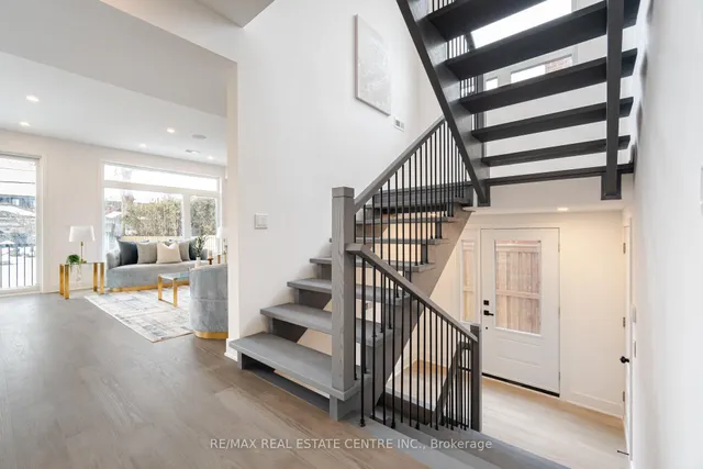 Additional image 35 of 404 Melrose St