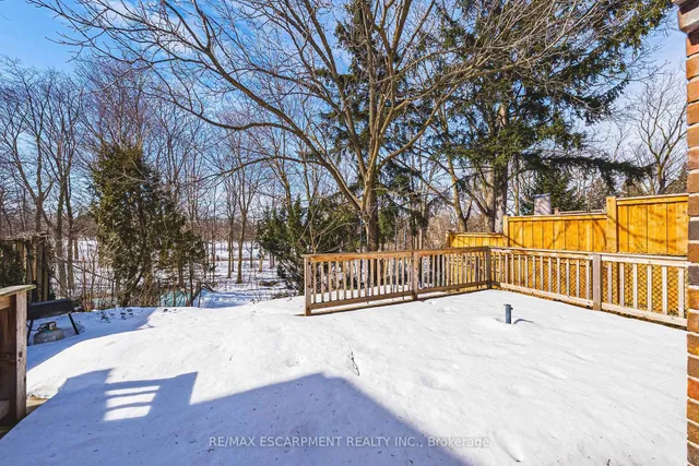 Additional image 35 of 34 Chedoke Ave