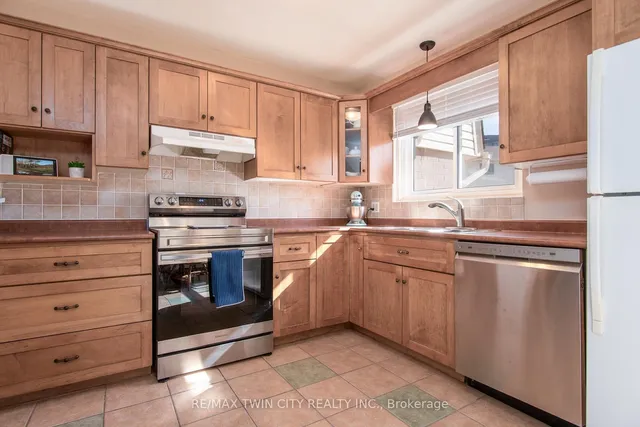 Additional image 19 of 634 Strasburg Rd Unit 32