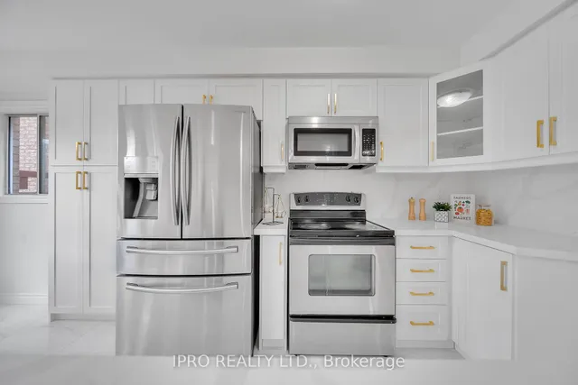 Additional image 19 of 18 Tessler Cres