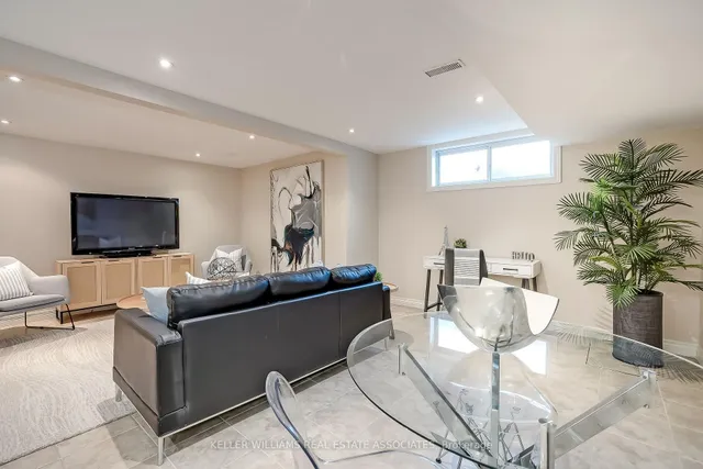 Additional image 30 of 1203 Saturnia Cres