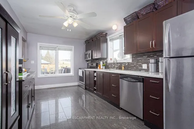 Additional image 6 of 61 Northcliffe Ave