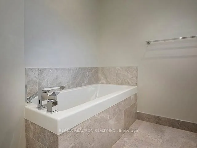 Additional image 18 of 252 Ellis Ave