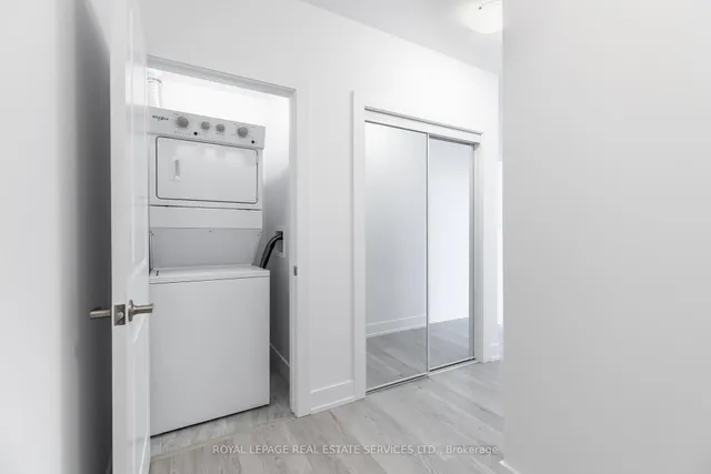Additional image 33 of 460 Dundas St Unit 1205