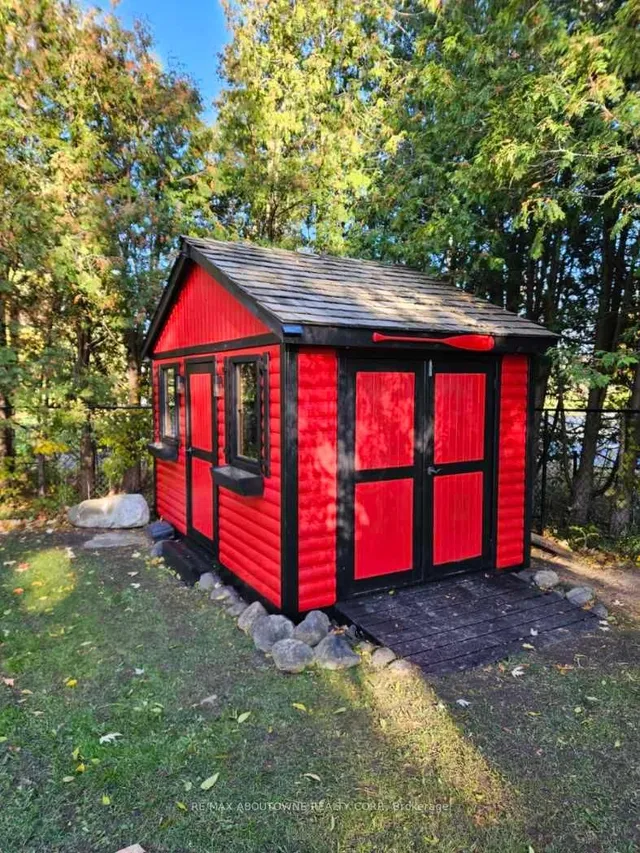 Additional image 22 of 11011 Guelph Line