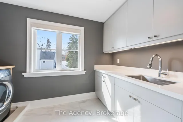 Additional image 29 of 2265 Lakeshore Rd Unit 3