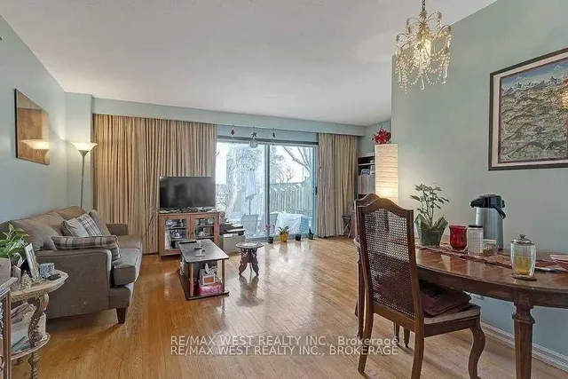 Additional image 3 of 2088 Martin Grove Rd Unit 46