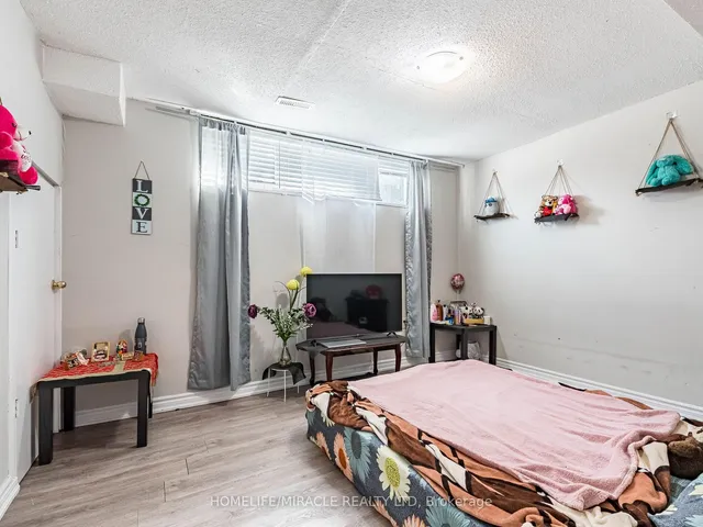 Additional image 35 of 10 Madison St