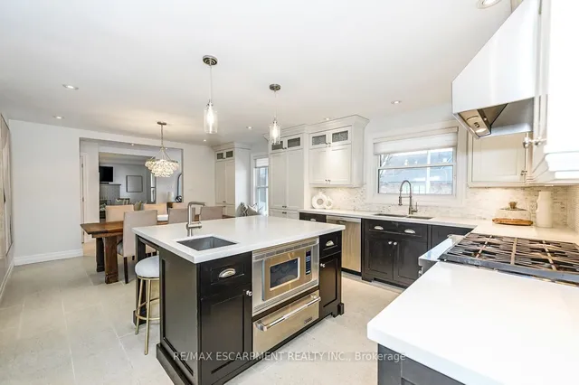 Additional image 18 of 63 BARTON St