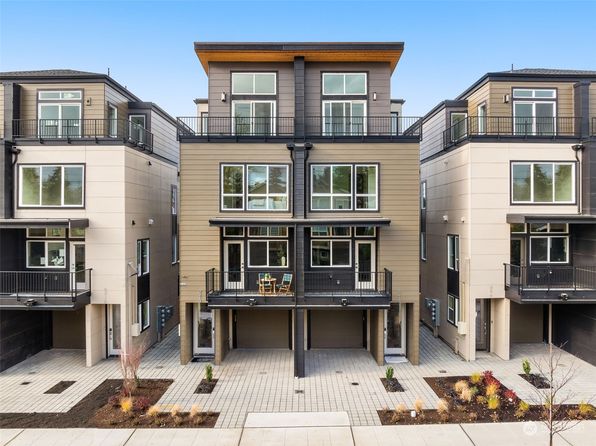 9211 A Densmore Avenue N, Seattle, WA 98103