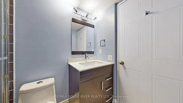 Additional image 19 of 750 Bay St Unit 2501