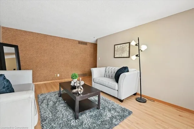 Additional image 12 of 13 Marston St