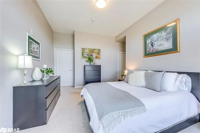 Additional image 25 of 1470 Main St E St