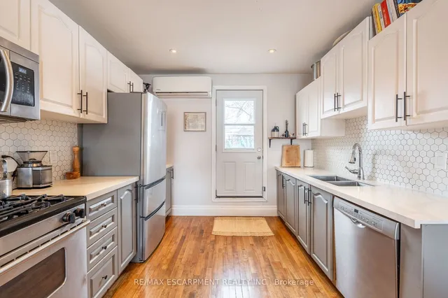 Additional image 7 of 71 Clyde St