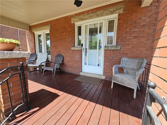 Additional image 29 of 34 Connaught Ave