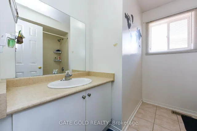 Additional image 30 of 30 Flurry Circ