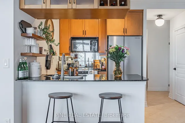 Additional image 23 of 2083 Lake Shore Blvd Unit 1112