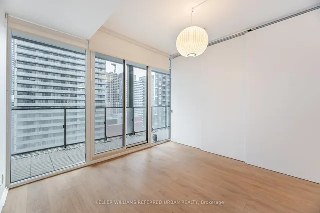 Additional image 12 of 125 Peter St Unit 1811
