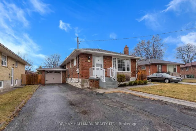 24 Hughey Cres