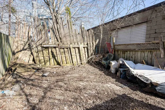 Additional image 30 of 876 Eastern Ave