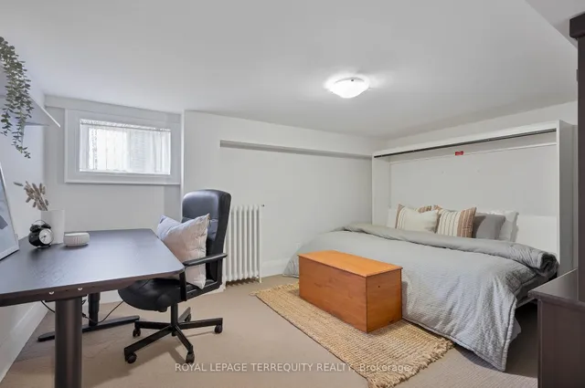 Additional image 38 of 489 Glenlake Ave