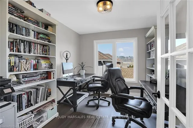 Additional image 28 of 24 Linington Tr