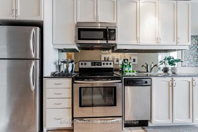 Additional image 9 of 2885 Bayview Ave Unit 1126